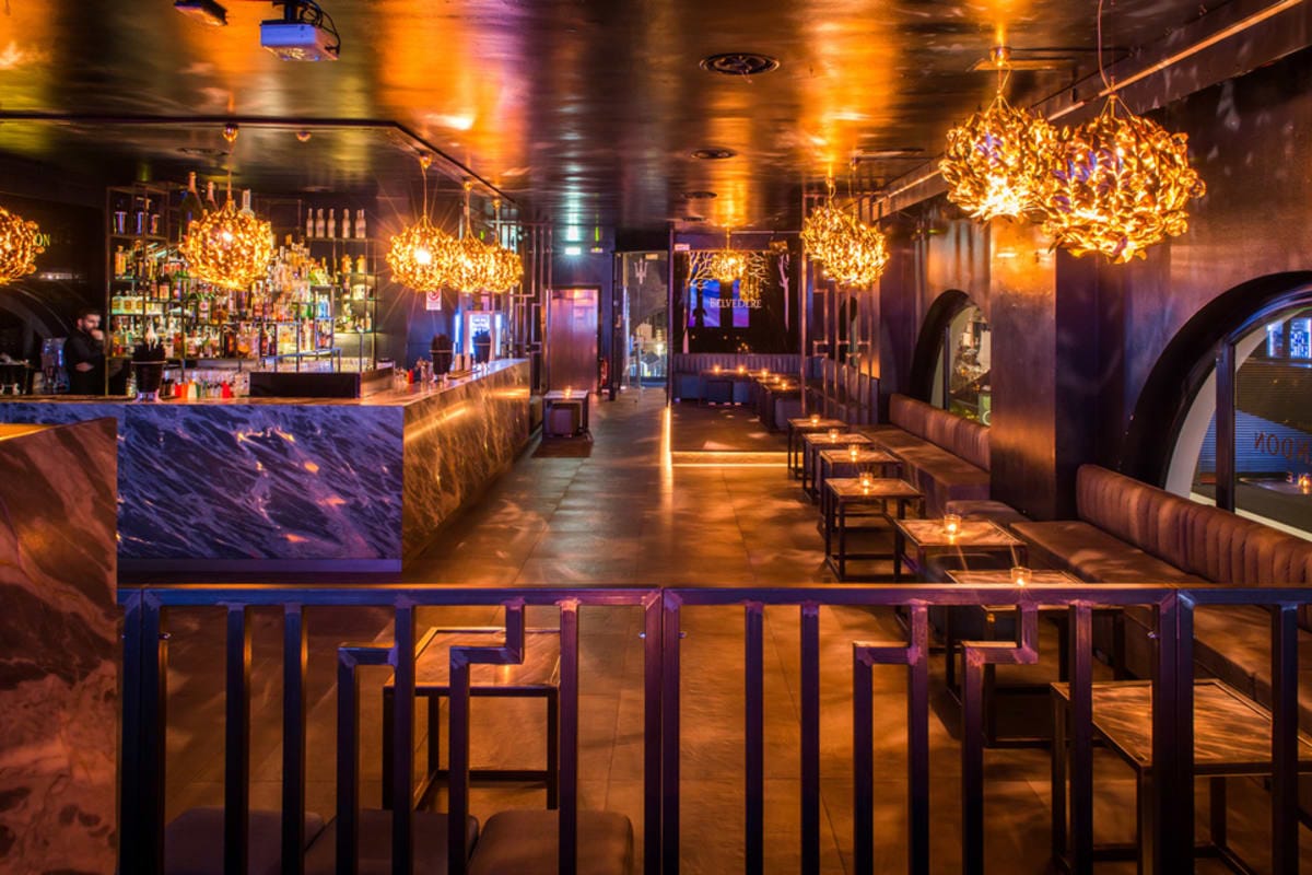11Clubroom