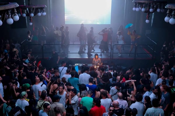 Nitsa Club (at Sala Apolo)