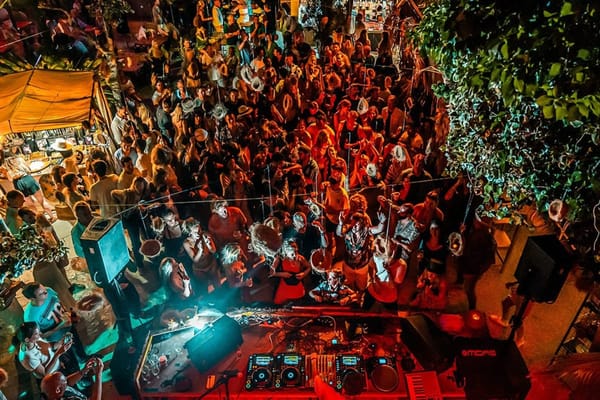 Akasha / Las Dalias de Ibiza