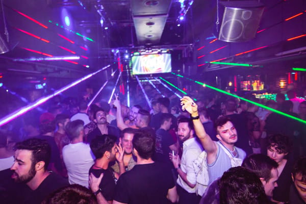 Ya'sta Club