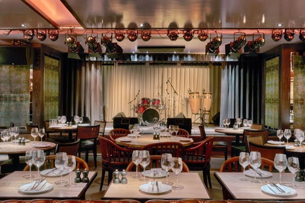 100 Wardour St