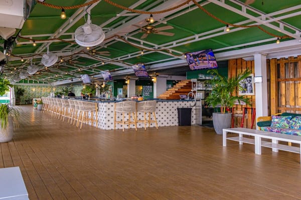 Palm Tree Club