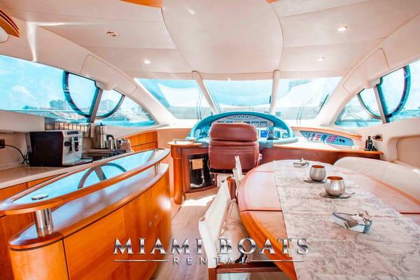 Miami Beach Yacht Party & Club